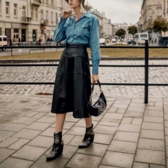 Donald J Pliner 1990's Western Couture Ankle Boots in Like New Condition - Picture 3 of 13